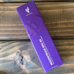 MOODSTRUCK EPIC 4D one-step fiber mascara